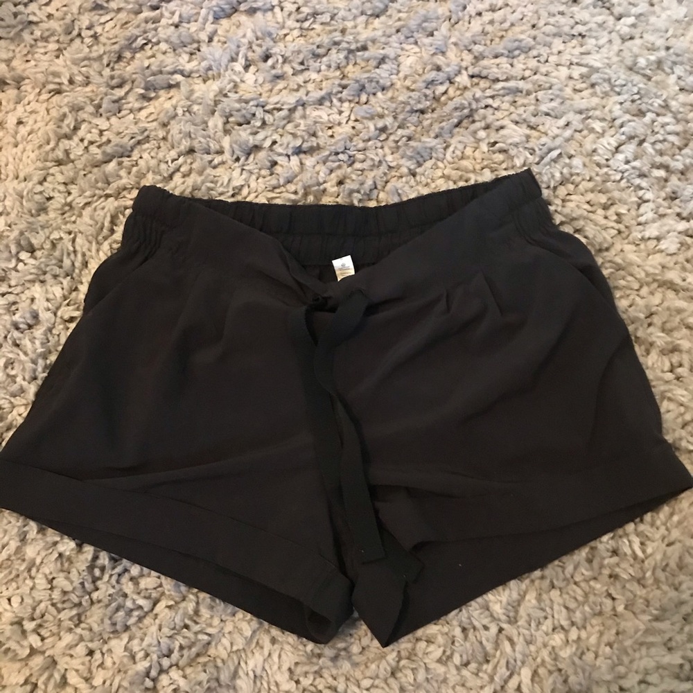 Lululemon Spring Break shorts